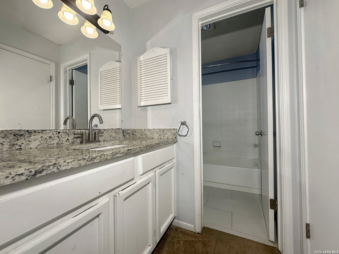2611 Lakehaven San Antonio TX 78222