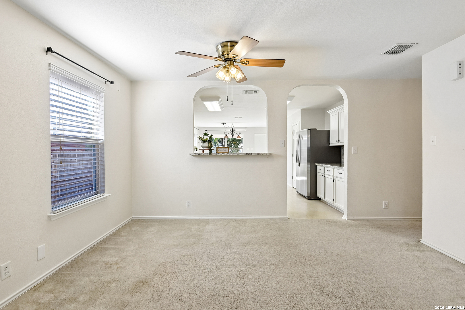 9022 Meadow Springs Universal City TX 78148