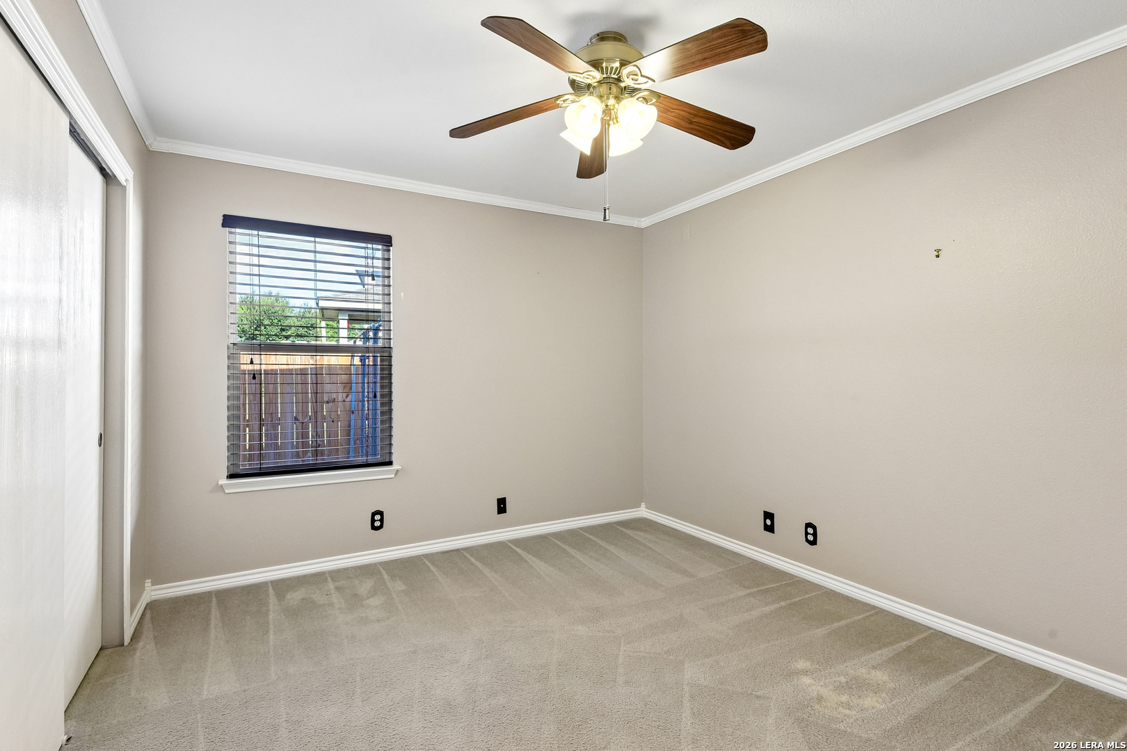 9022 Meadow Springs Universal City TX 78148