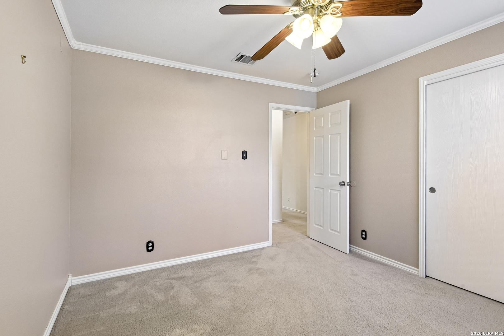 9022 Meadow Springs Universal City TX 78148