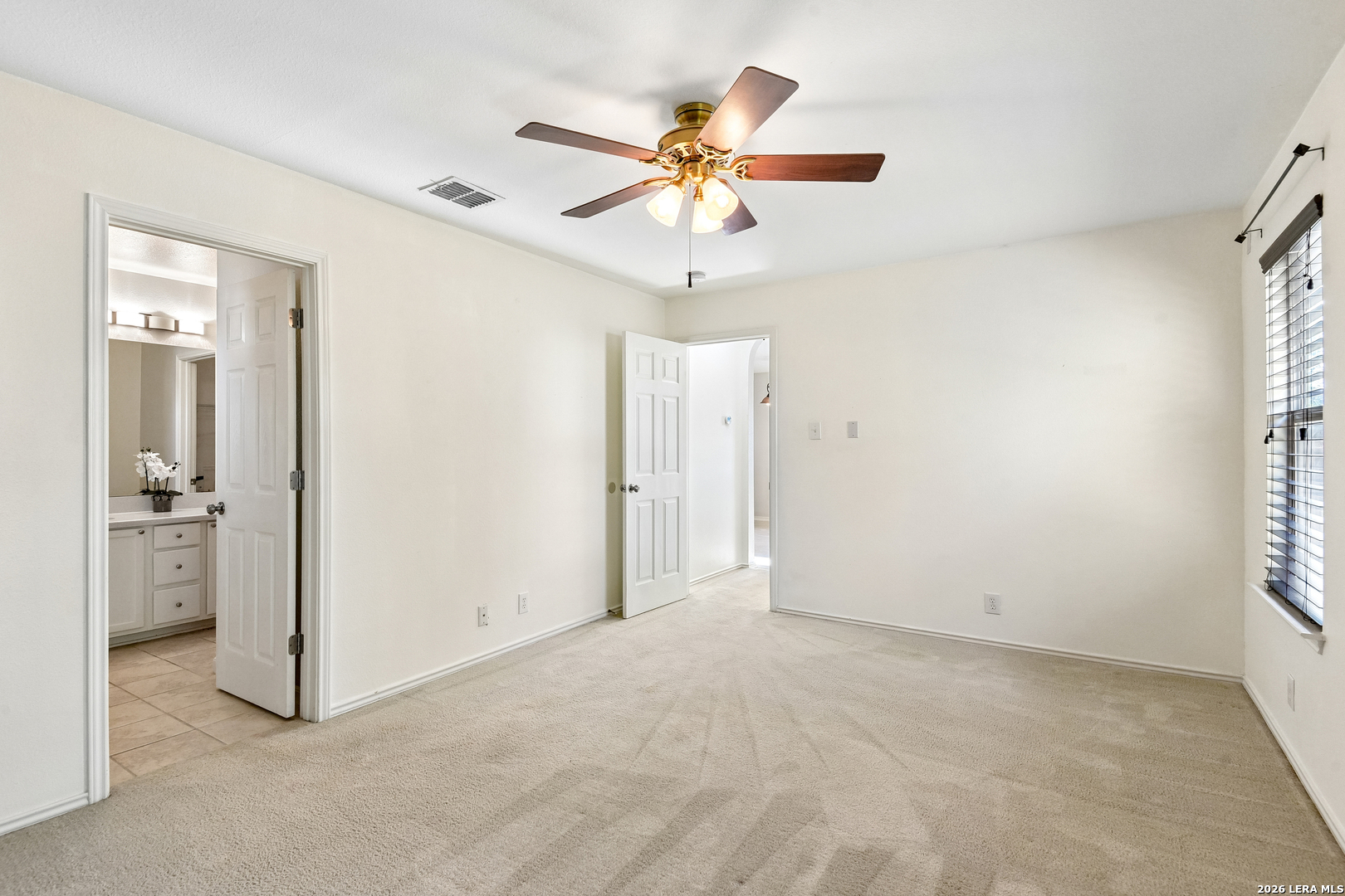 9022 Meadow Springs Universal City TX 78148