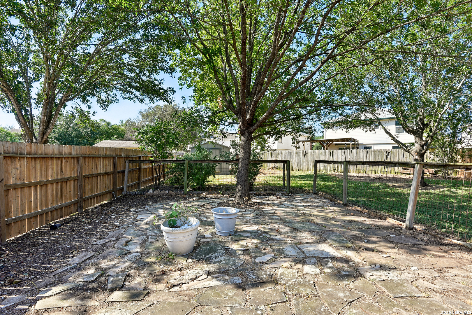 9022 Meadow Springs Universal City TX 78148