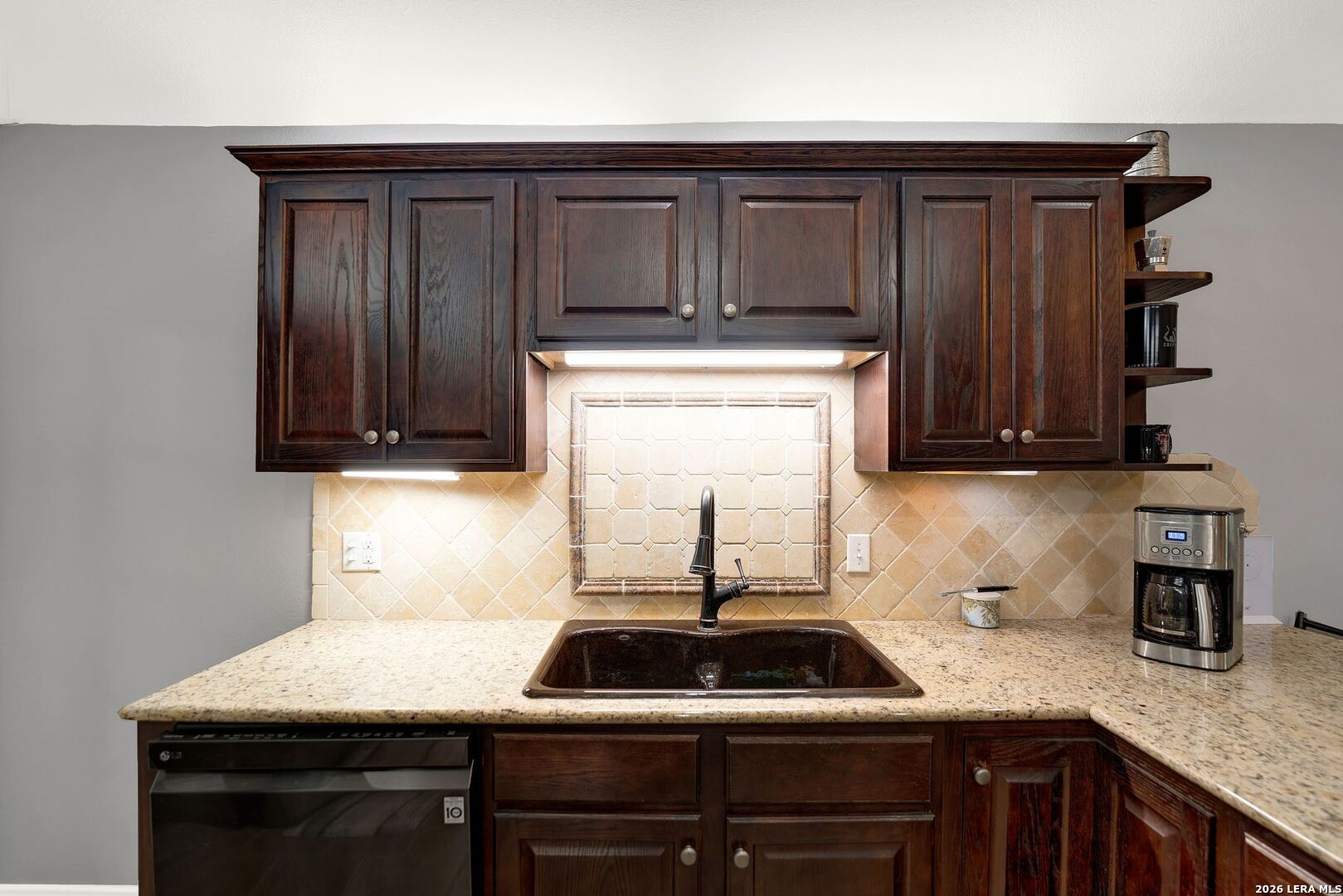 473 County Road 375 San Antonio TX 78253