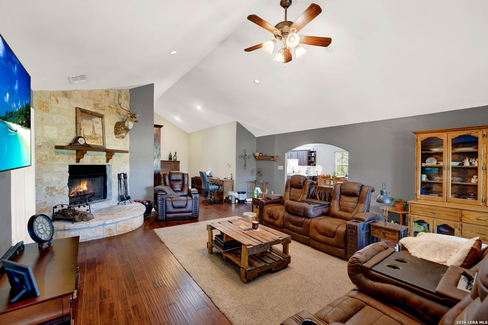 473 County Road 375 San Antonio TX 78253