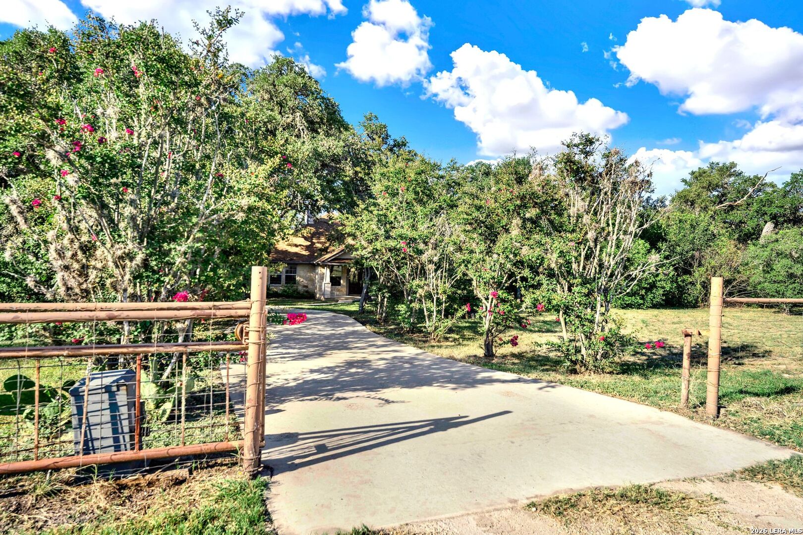 473 County Road 375 San Antonio TX 78253