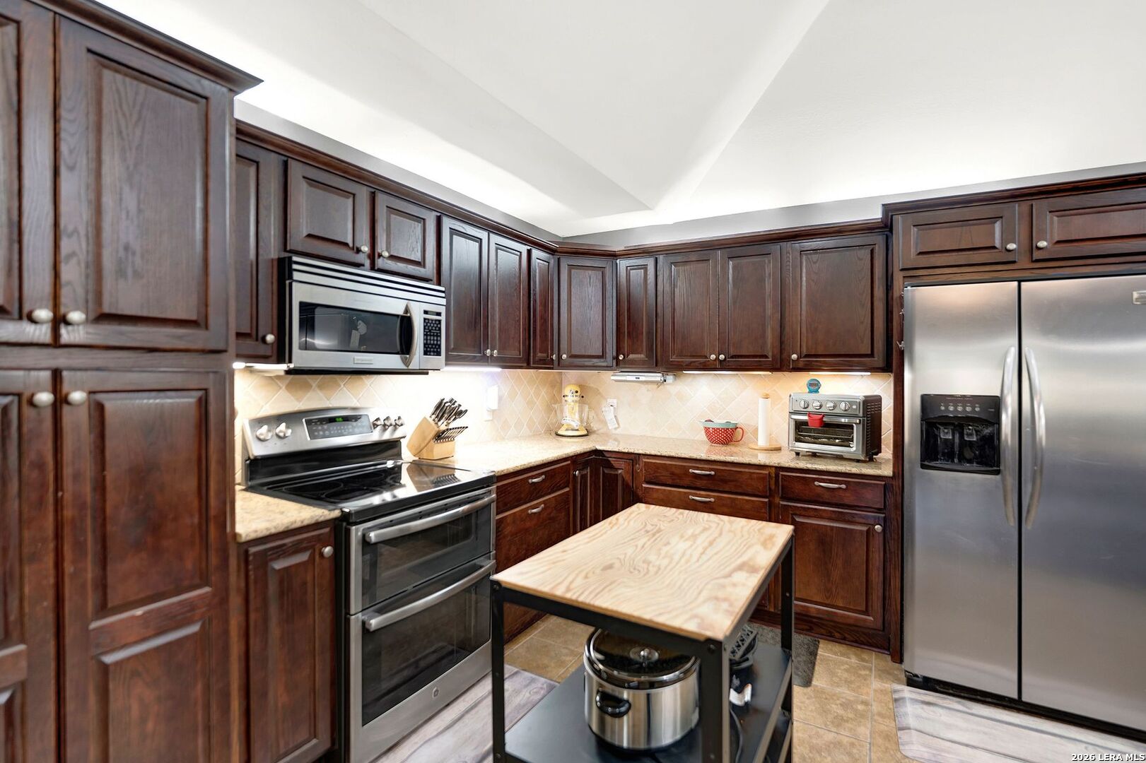 473 County Road 375 San Antonio TX 78253