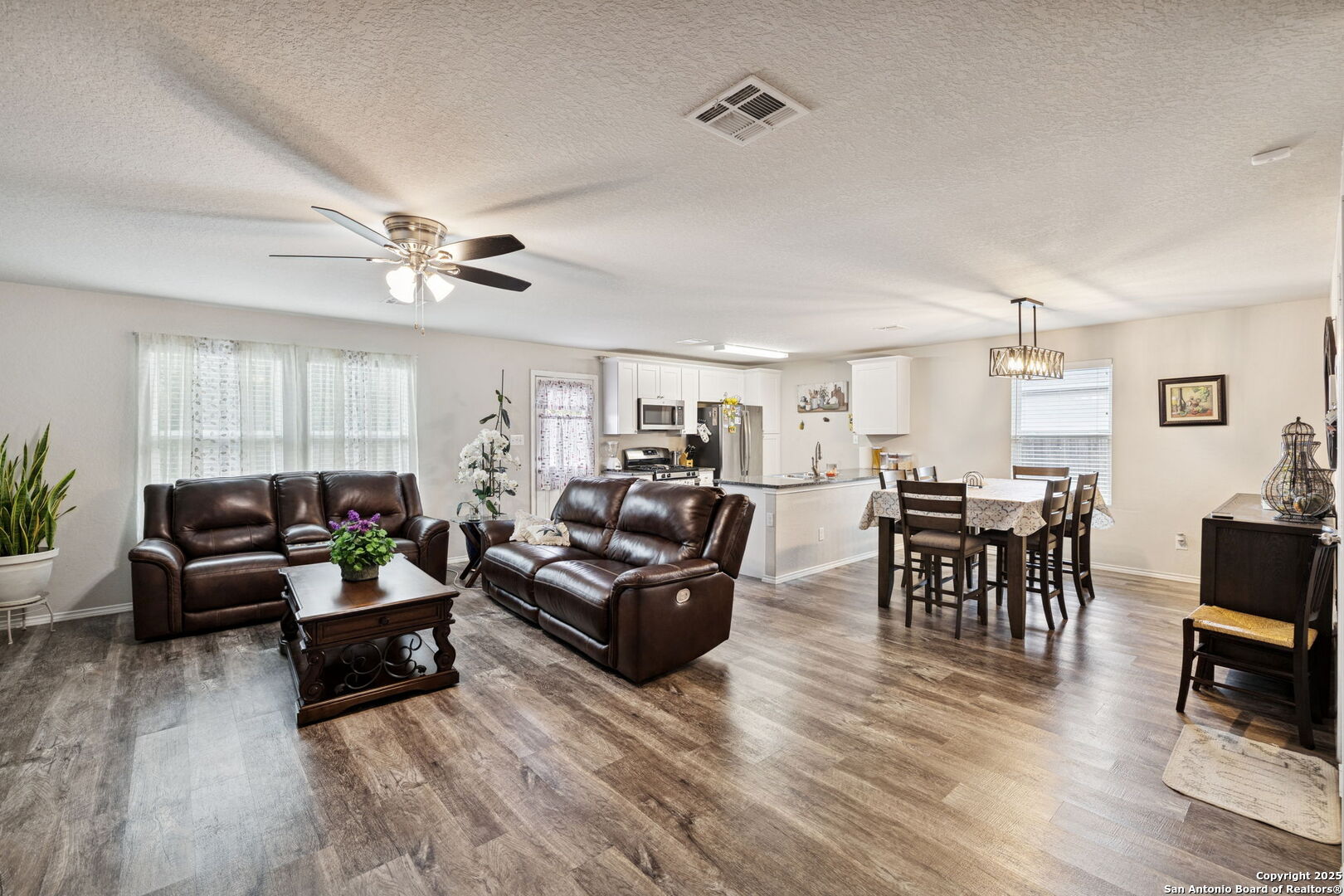 6915 Gino Valley San Antonio TX 78242