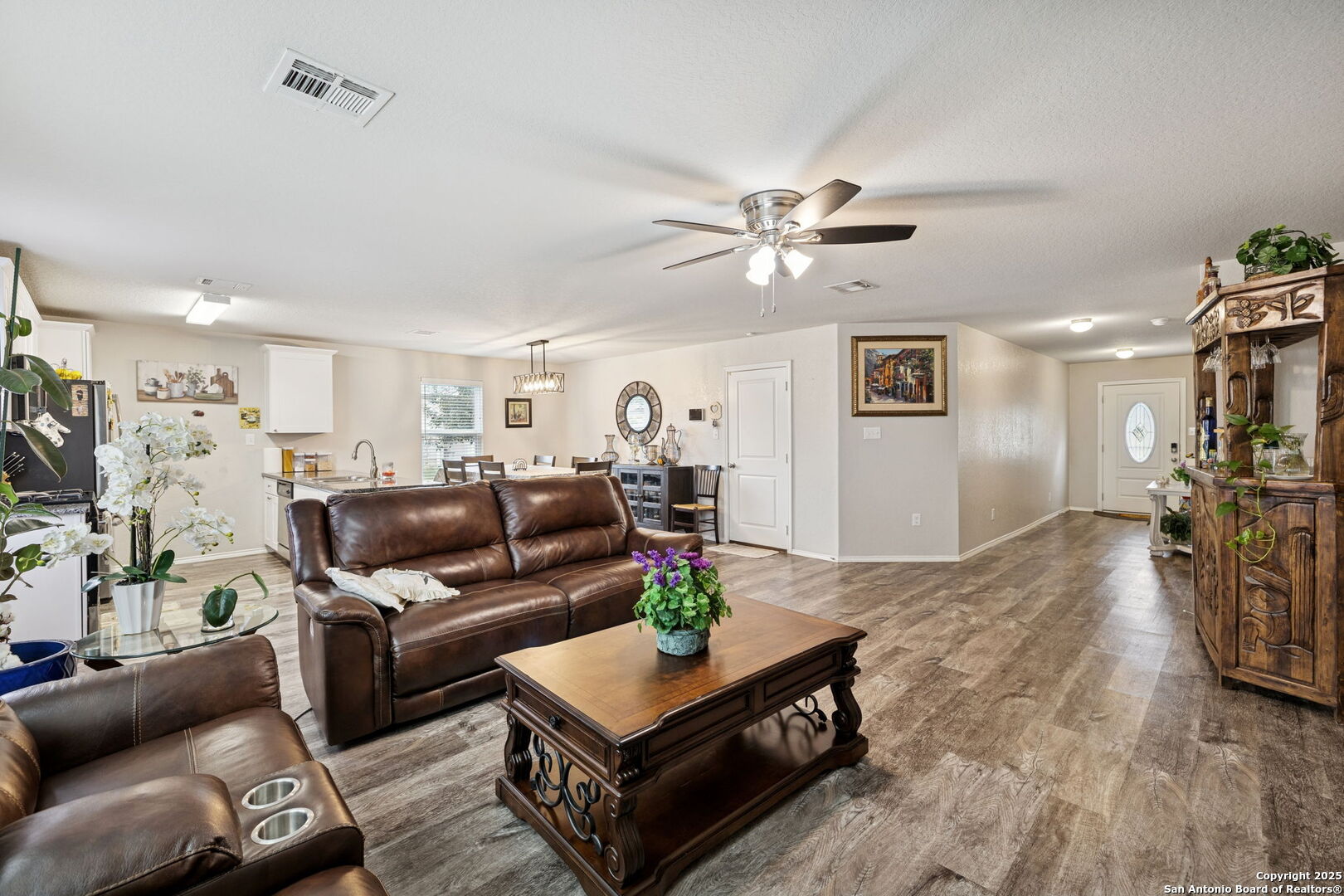 6915 Gino Valley San Antonio TX 78242