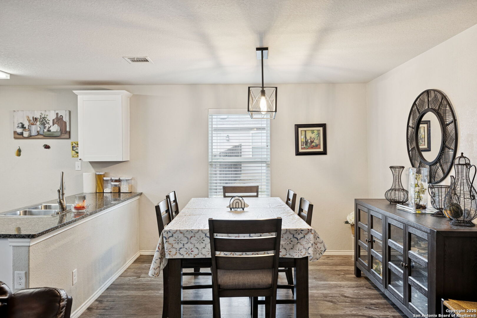 6915 Gino Valley San Antonio TX 78242