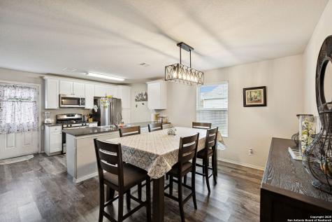 6915 Gino Valley San Antonio TX 78242