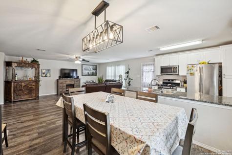 6915 Gino Valley San Antonio TX 78242