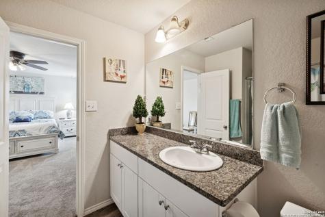 6915 Gino Valley San Antonio TX 78242