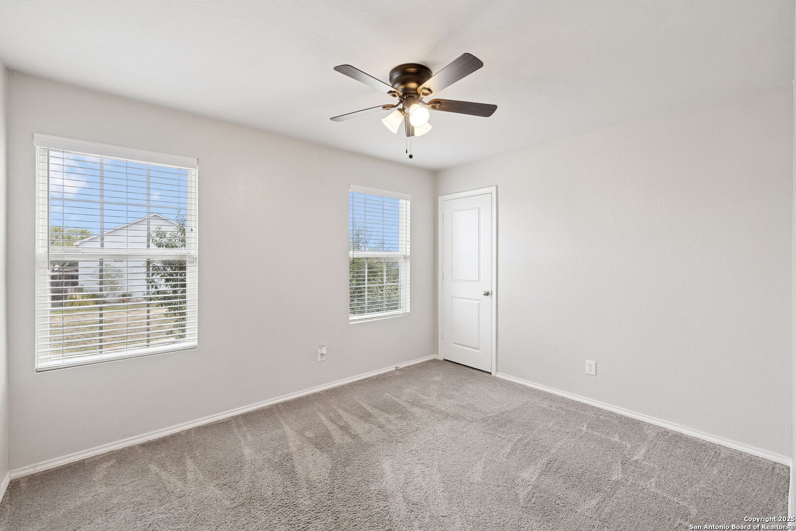 6915 Gino Valley San Antonio TX 78242