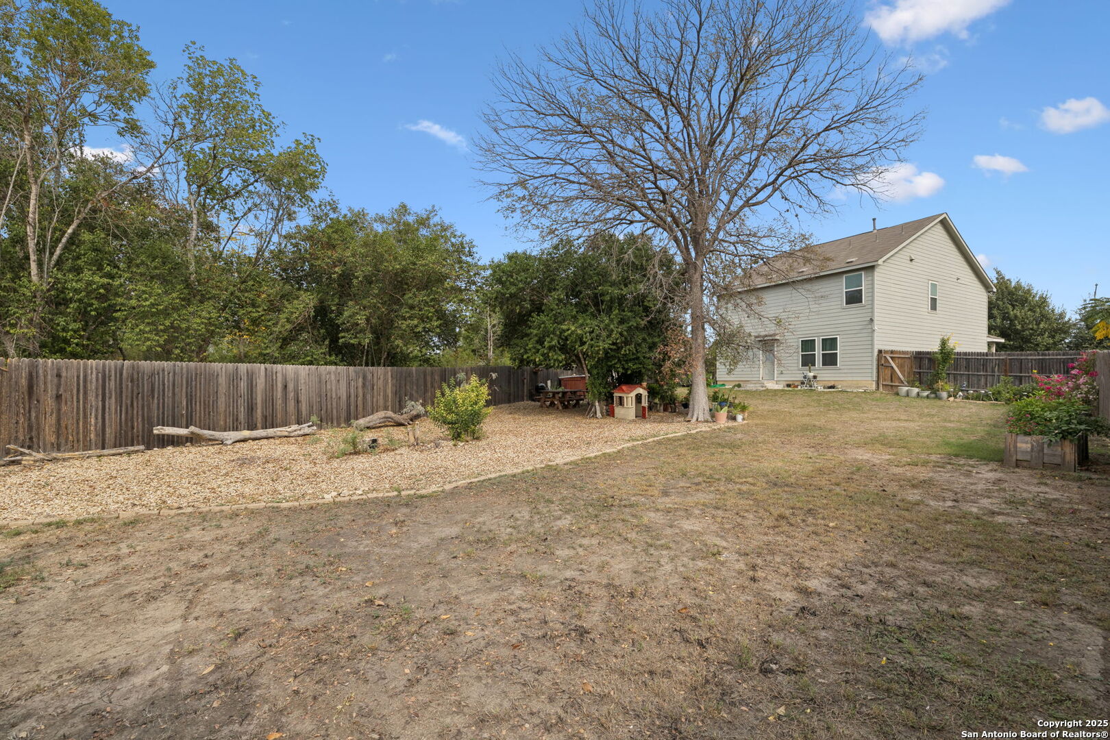 6915 Gino Valley San Antonio TX 78242