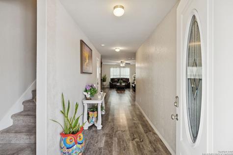 6915 Gino Valley San Antonio TX 78242