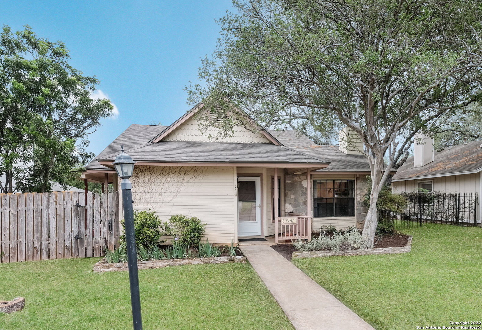 2226 Knights Wood San Antonio TX 78231