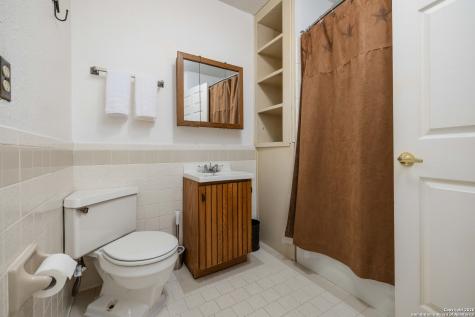 4843 Zion Hill Seguin TX 78155