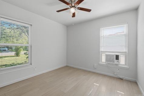 258 Antrim Drive San Antonio TX 78218