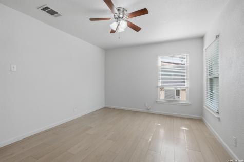 258 Antrim Drive San Antonio TX 78218