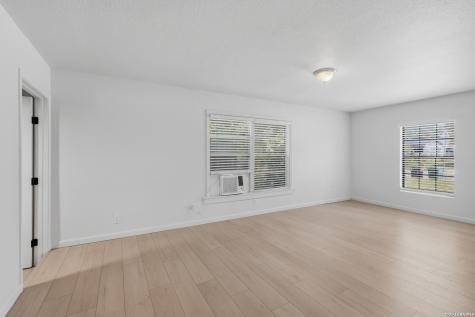 258 Antrim Drive San Antonio TX 78218