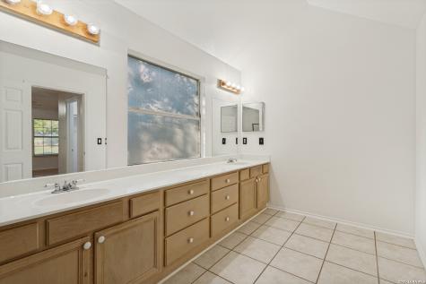 1129 Desert Gold Boerne TX 78006