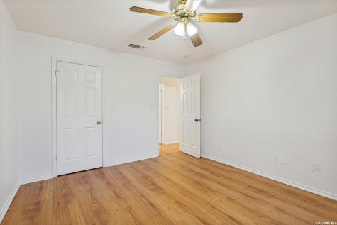 1129 Desert Gold Boerne TX 78006
