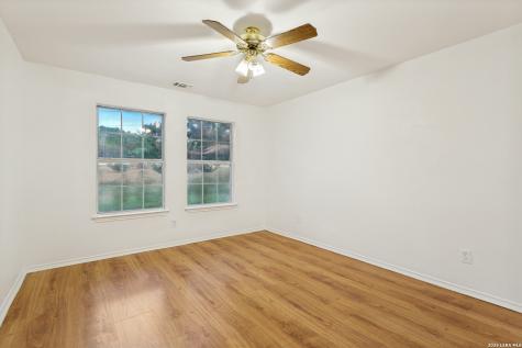 1129 Desert Gold Boerne TX 78006