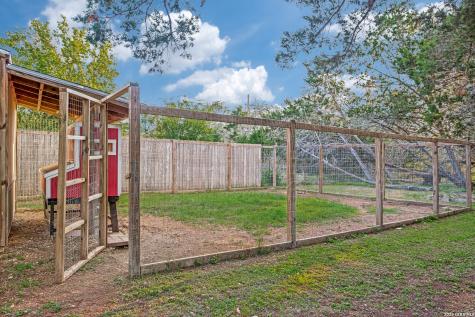 1129 Desert Gold Boerne TX 78006