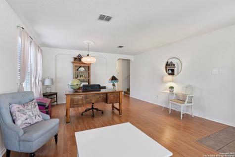 3839 Torey Mesquite San Antonio TX 78261