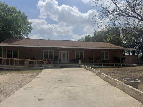 210 W Quill San Antonio TX 78228