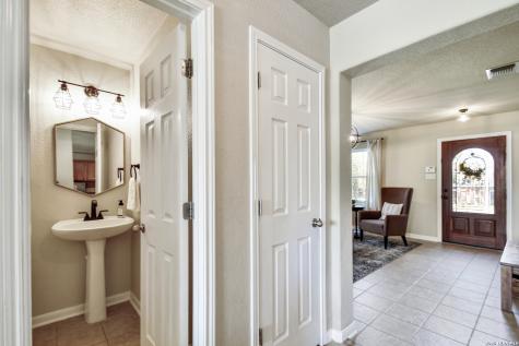 5602 Southern Oaks San Antonio TX 78261