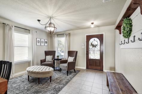 5602 Southern Oaks San Antonio TX 78261