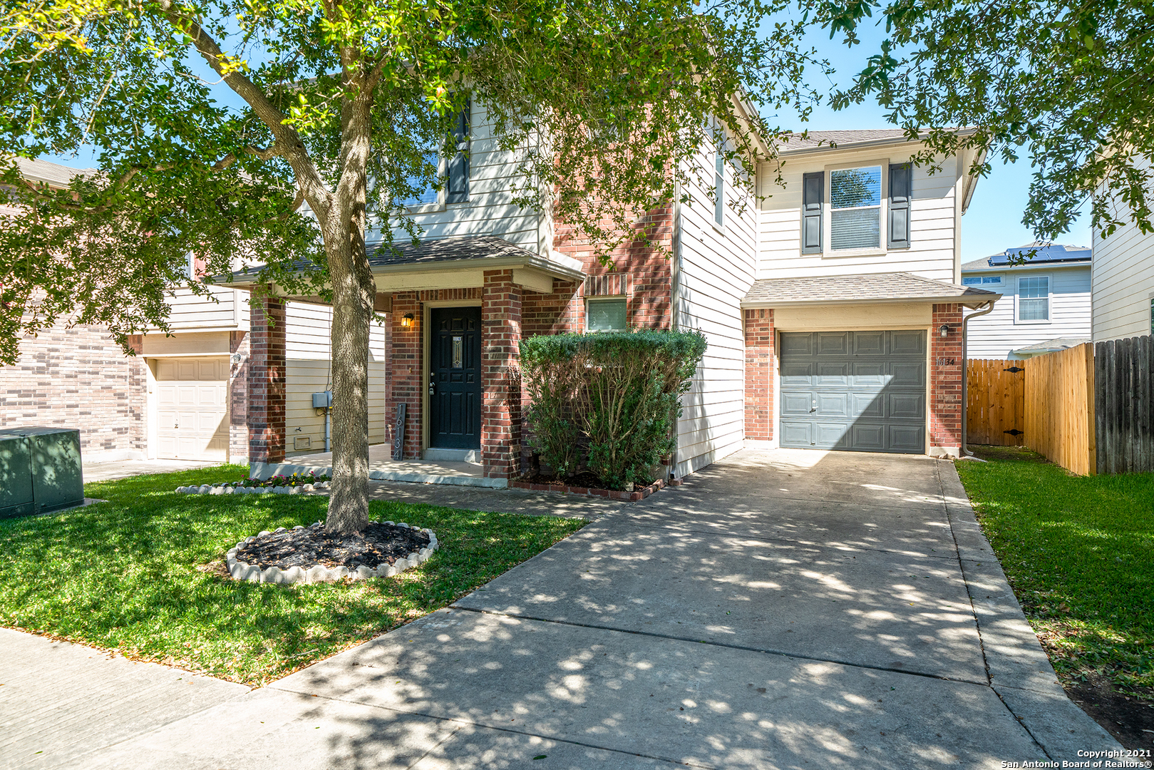 16134 Branching Oaks San Antonio TX 78247