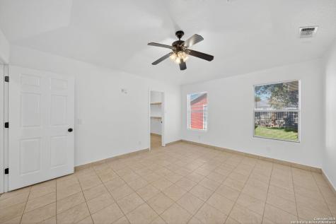 3343 Reforma Drive San Antonio TX 78211