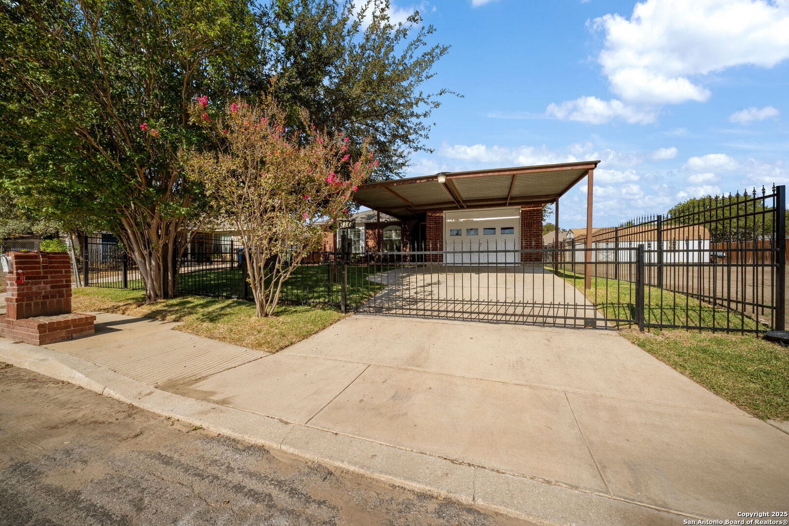3343 Reforma Drive San Antonio TX 78211