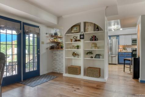 510 Rudeloff Seguin TX 78155