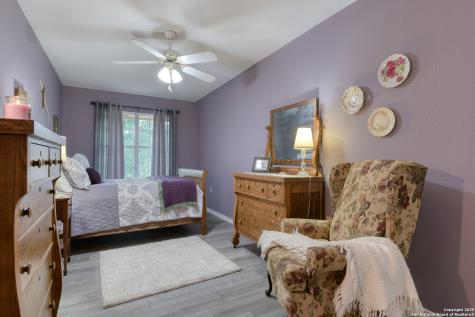 510 Rudeloff Seguin TX 78155