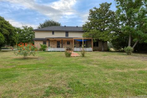510 Rudeloff Seguin TX 78155