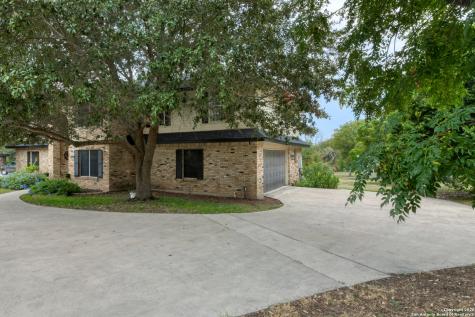 510 Rudeloff Seguin TX 78155