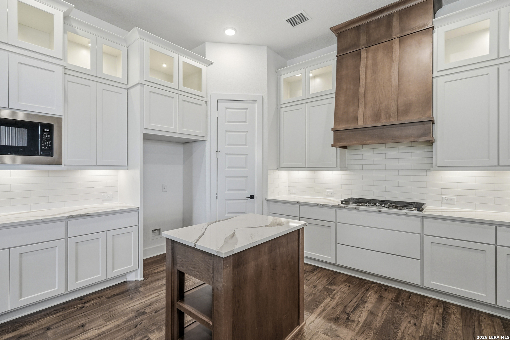2402 Altiplano San Antonio TX 78245