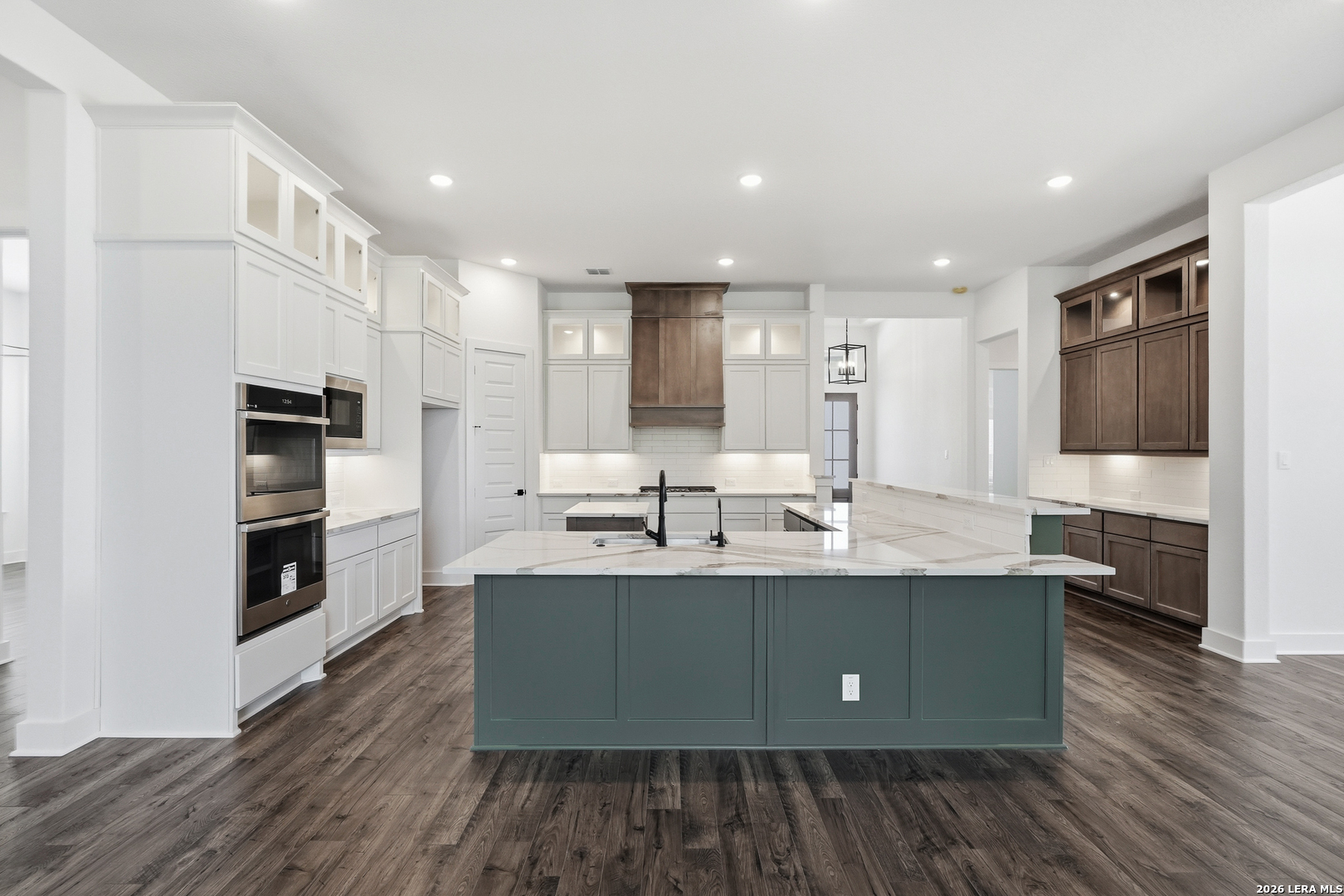 2402 Altiplano San Antonio TX 78245