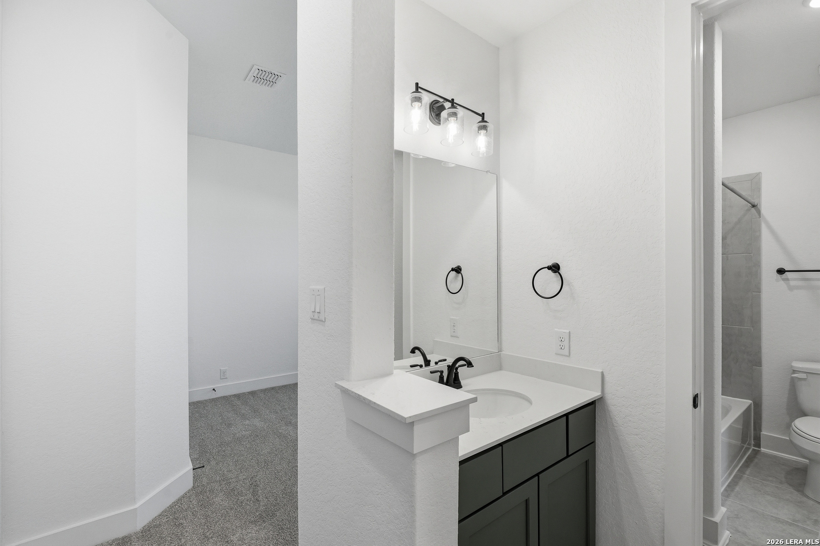 2402 Altiplano San Antonio TX 78245