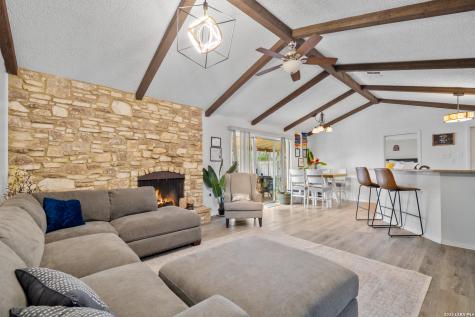 4822 Bucknell San Antonio TX 78249