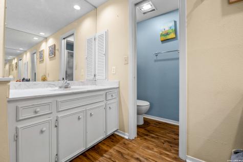 4822 Bucknell San Antonio TX 78249
