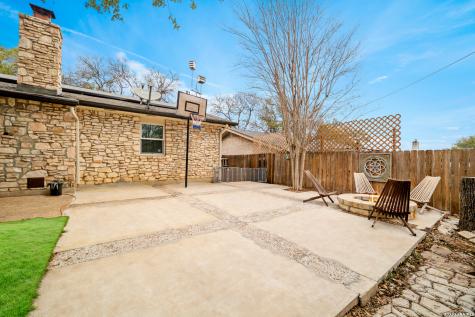4822 Bucknell San Antonio TX 78249