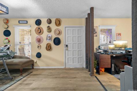 4822 Bucknell San Antonio TX 78249