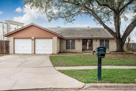 212 Buckingham Victoria TX 77904