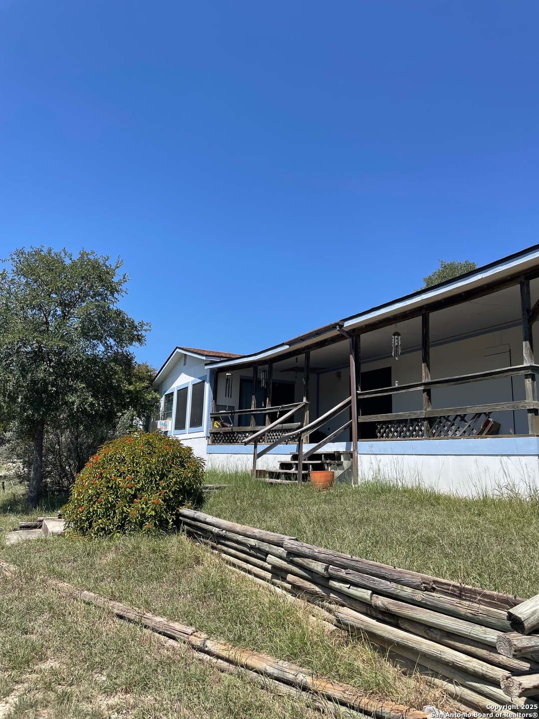 235 Scenic Pass Pipe Creek TX 78063