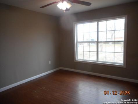 1012 Anna Drive Pleasanton TX 78064