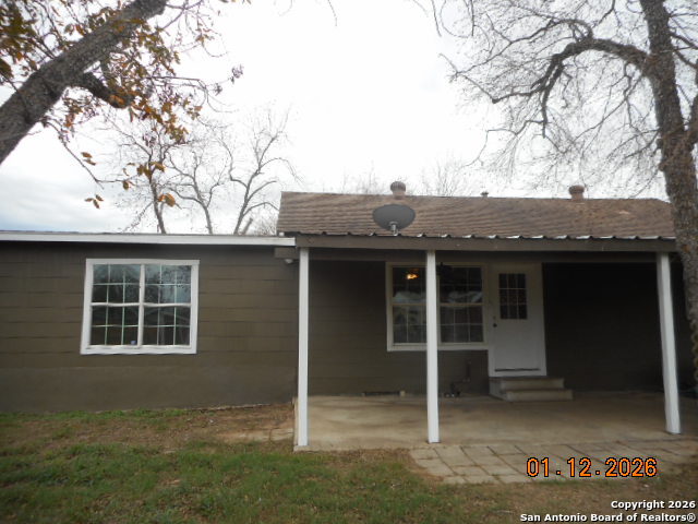 1012 Anna Drive Pleasanton TX 78064